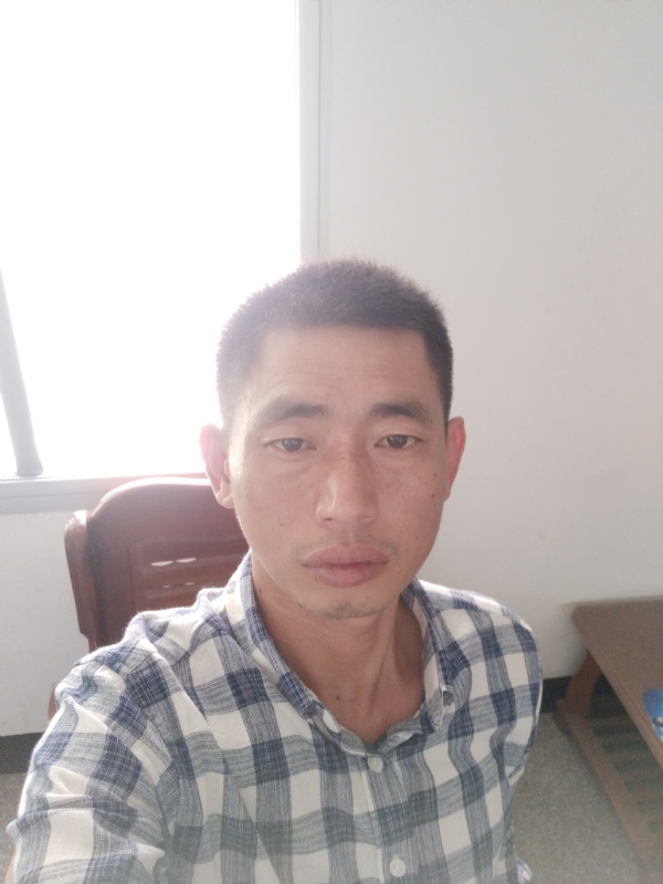 不期而遇的第一张照片--石狮征婚网