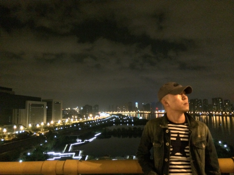 yulin的第一张照片--石狮征婚网