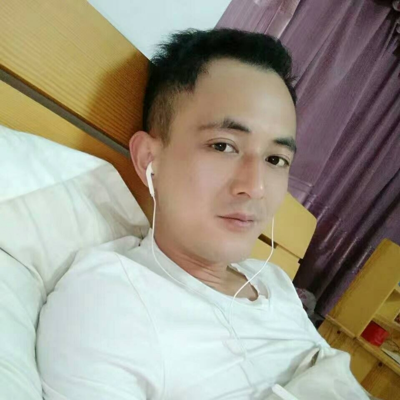 容晨的第二张照片--石狮征婚网