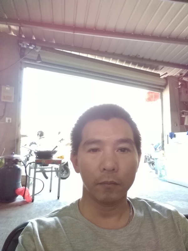 龙骑士的第一张照片--石狮征婚网