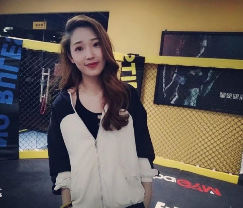 平ling的第三张照片--石狮征婚网