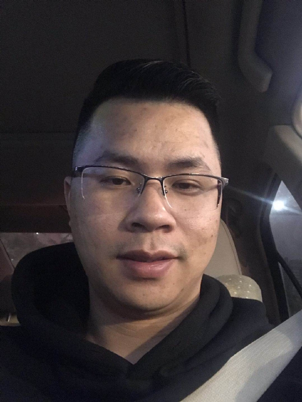 心飞扬的第一张照片--石狮征婚网