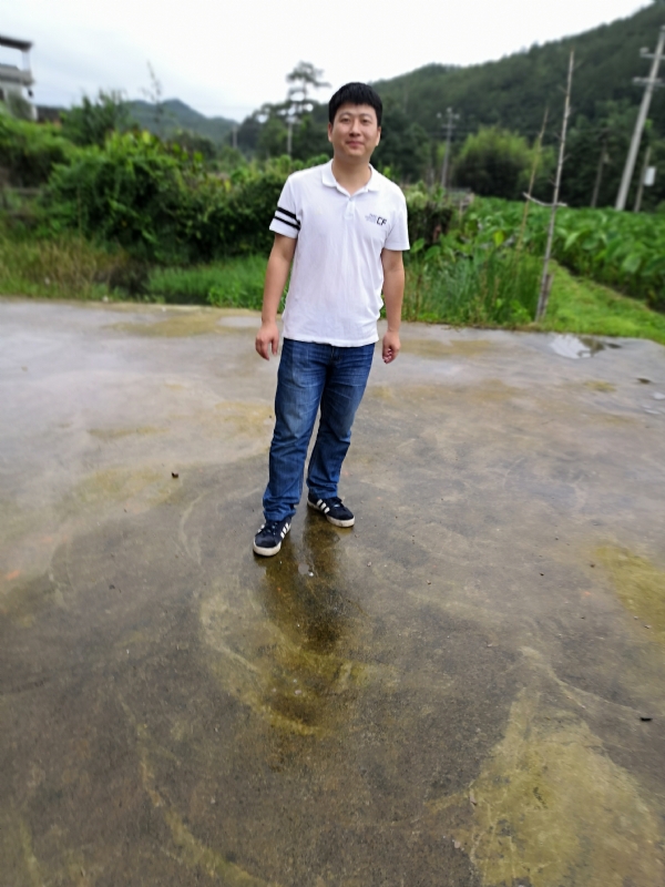 开心龙王的第一张照片--石狮征婚网