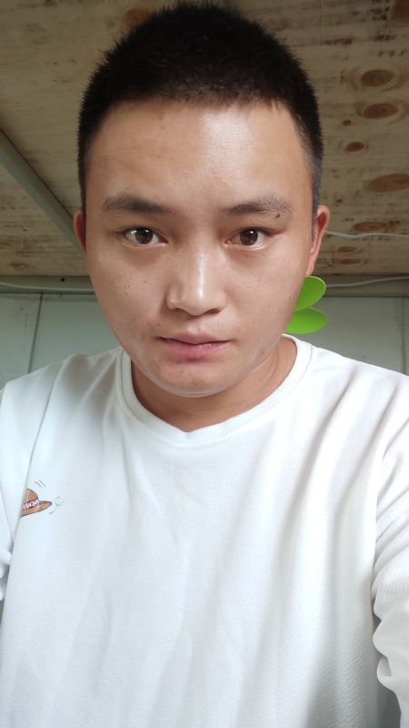 水里面的云呀的第一张照片--石狮征婚网