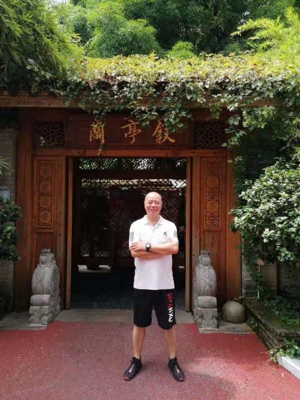 李国伟的第四张照片--石狮征婚网