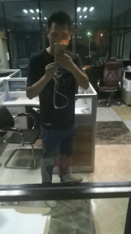 臻之南的第一张照片--石狮征婚网