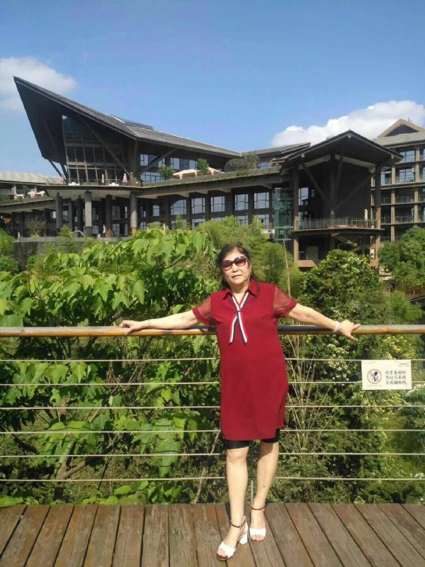 黄姐的第一张照片--石狮征婚网