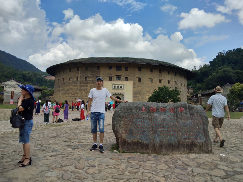 晴天的第一张照片--石狮征婚网