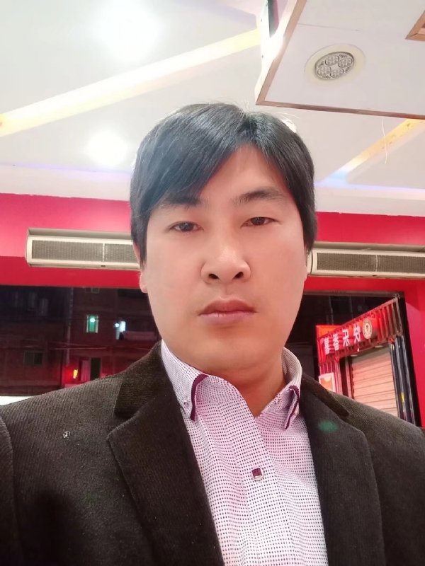 奔跑的第二张照片--石狮征婚网