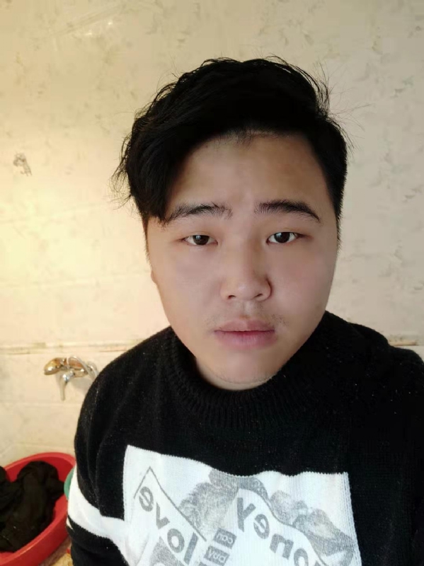 小李的第一张照片--石狮征婚网