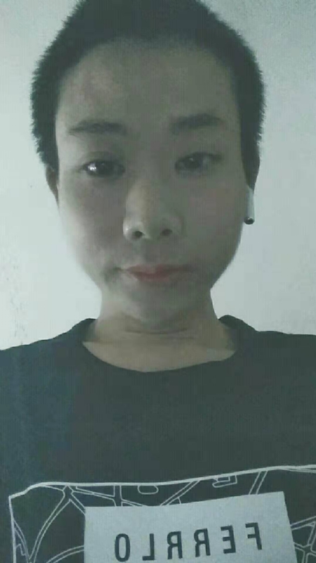 水中月的第一张照片--石狮征婚网