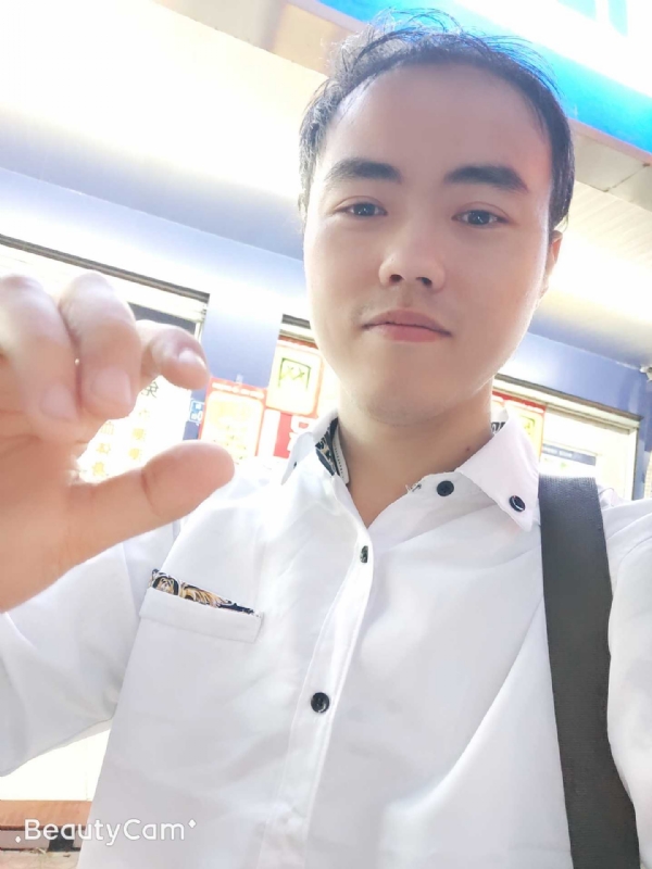 开心就好的第一张照片--石狮征婚网