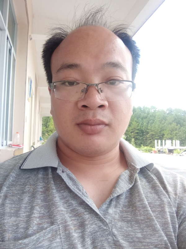 蓝色星空的第一张照片--石狮征婚网