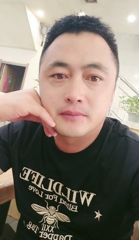 廖艾德的第一张照片--石狮征婚网