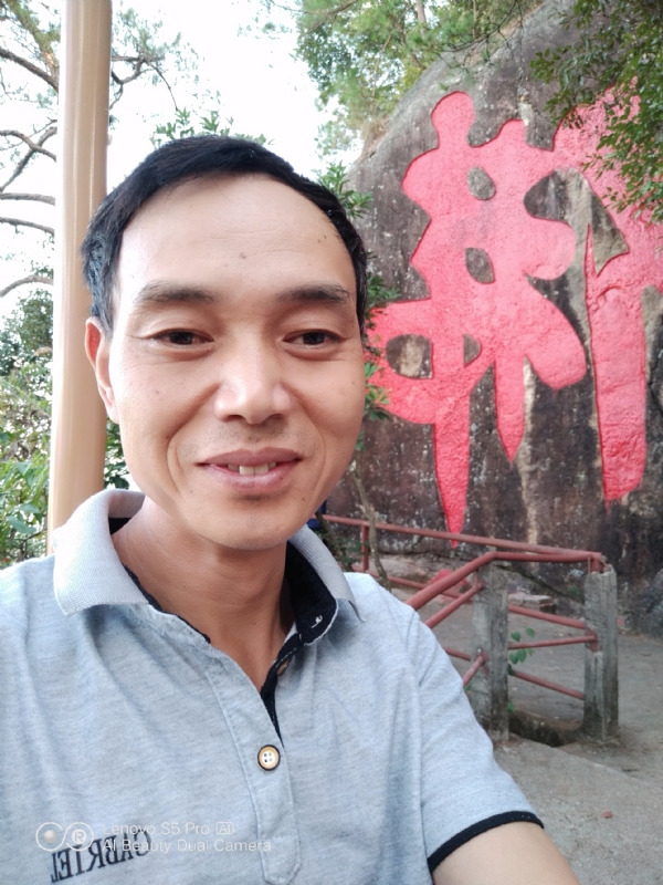 向往彩虹的第二张照片--石狮征婚网