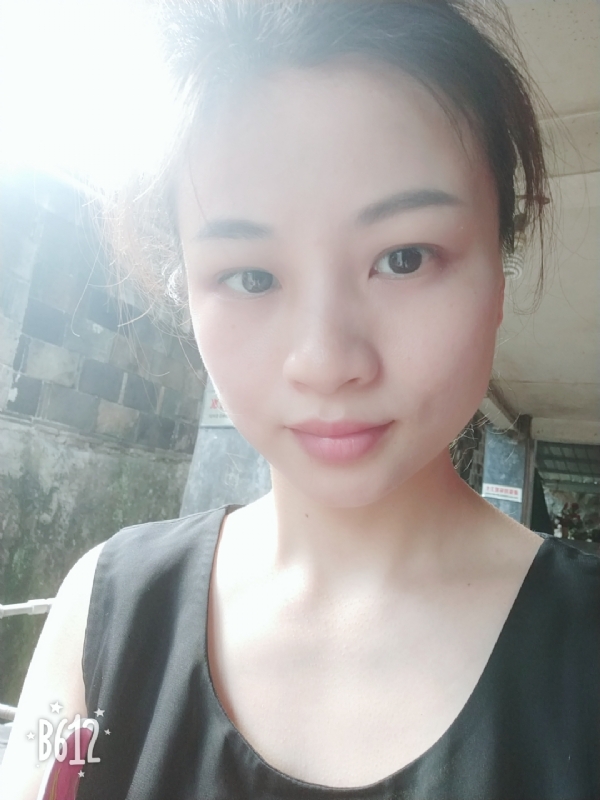 慢慢的第三张照片--石狮征婚网