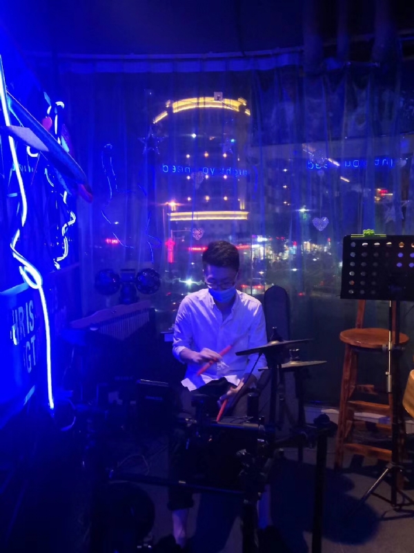 凤梨罐头的第一张照片--石狮征婚网