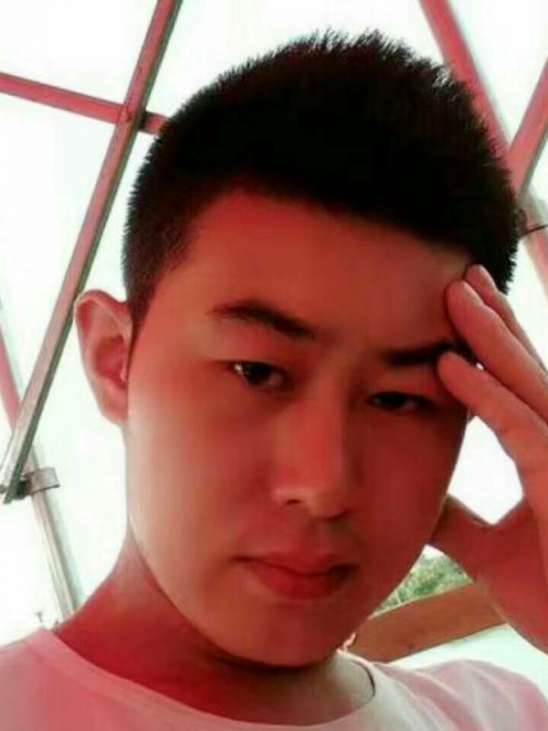 淡漠的第一张照片--石狮征婚网