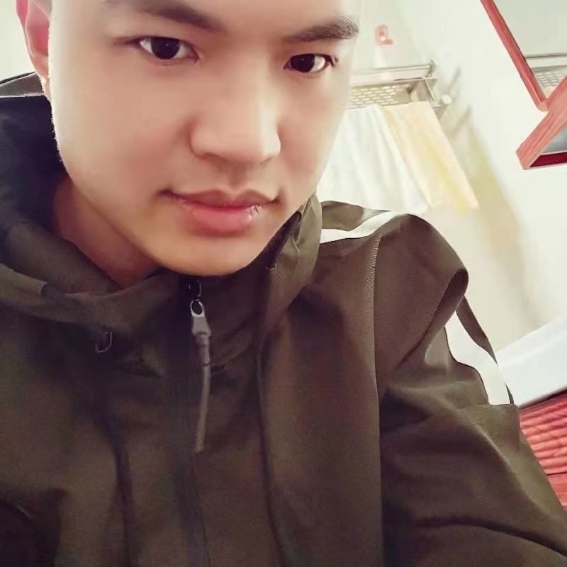 高大上的宅男的第二张照片--石狮征婚网