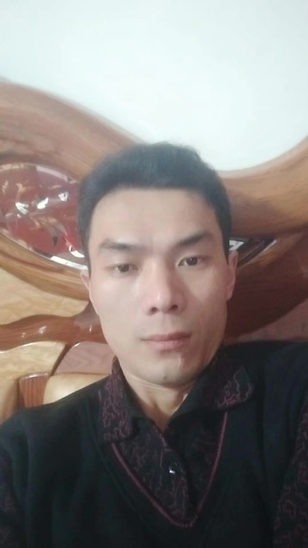 错把真心喂了狗的第四张照片--石狮征婚网