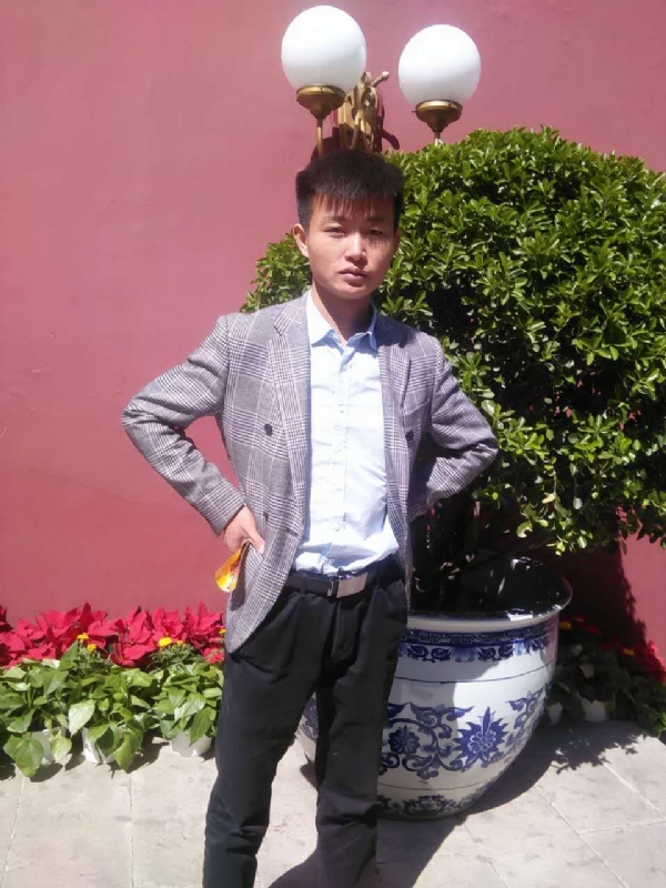 黎明之光的第二张照片--石狮征婚网