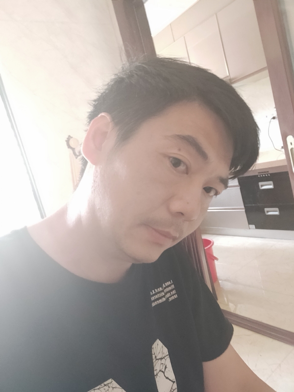 漫步的第二张照片--石狮征婚网