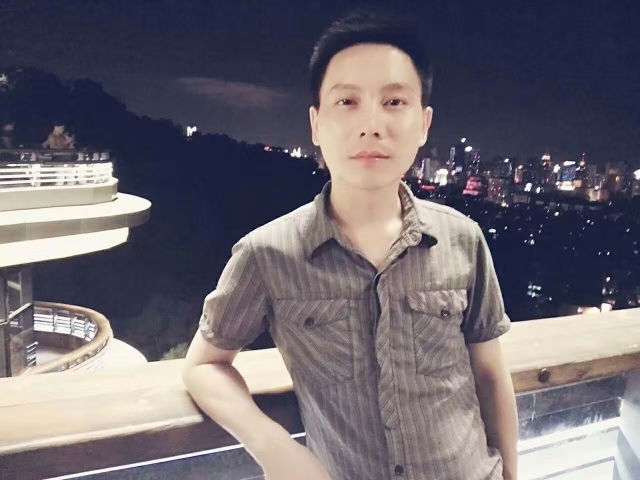 幕秋的第二张照片--石狮征婚网