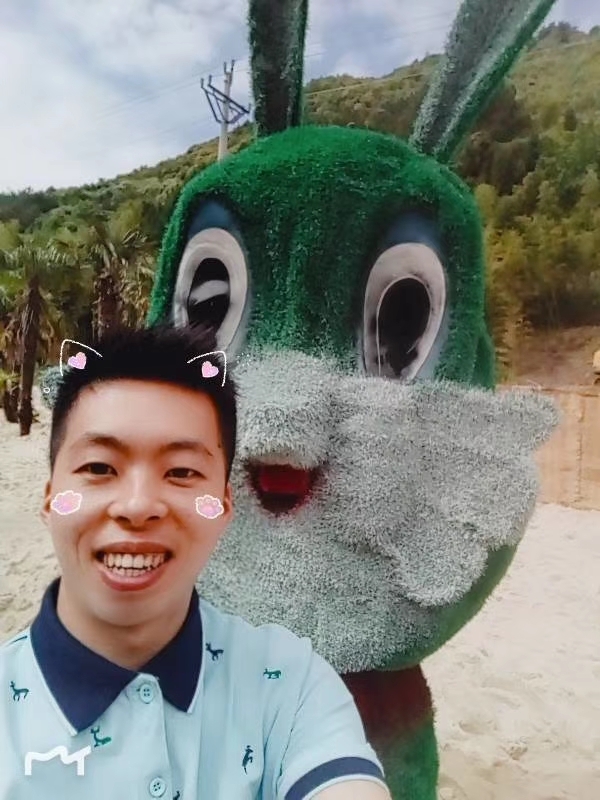 爱就要向前冲的第一张照片--石狮征婚网