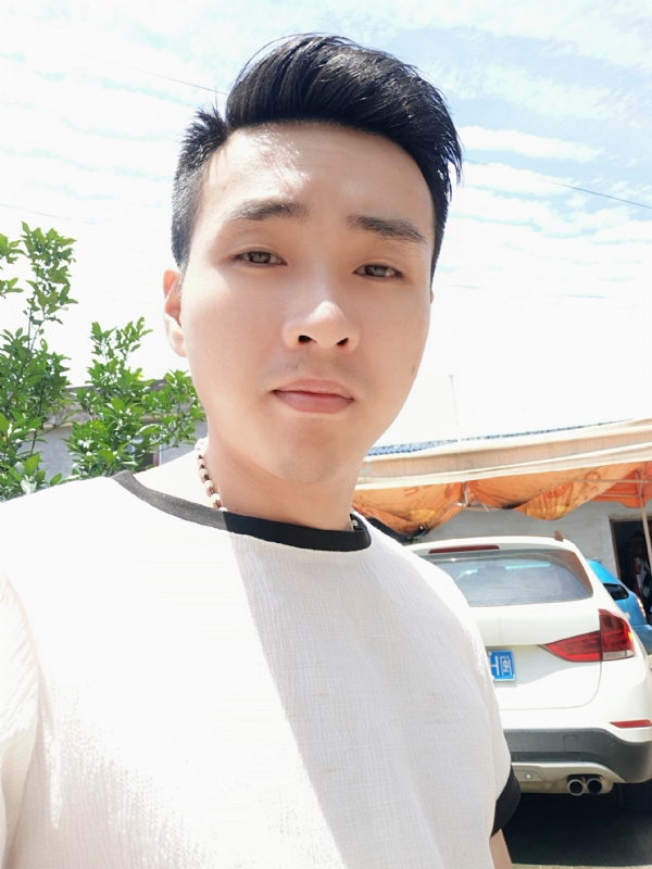 人间烟火的第一张照片--石狮征婚网