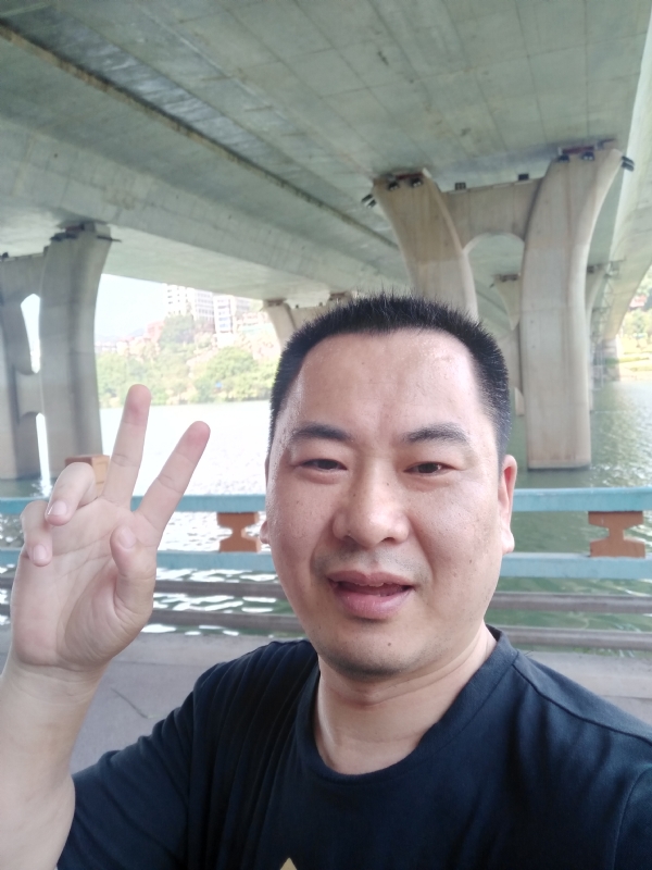 上人的第一张照片--石狮征婚网