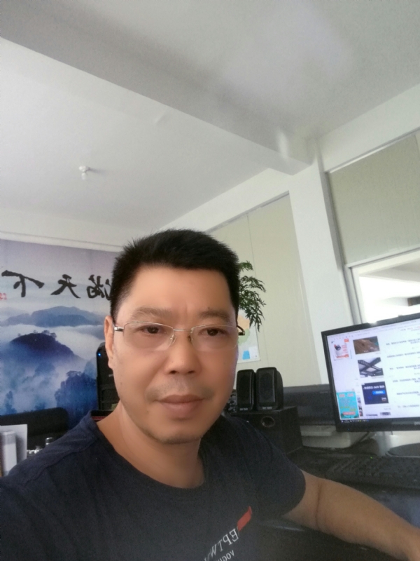 心平气和的第一张照片--石狮征婚网