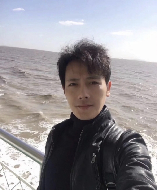 疯狂的小鱼的第一张照片--石狮征婚网