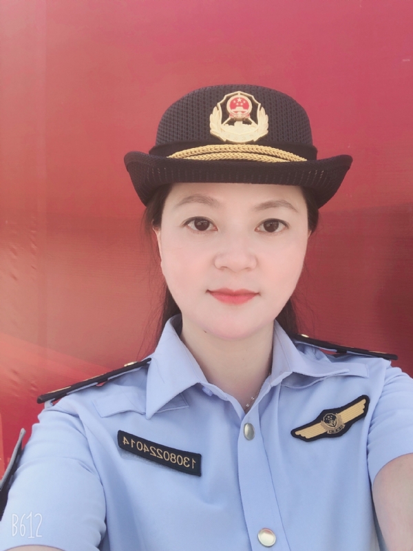 明明的第一张照片--石狮征婚网