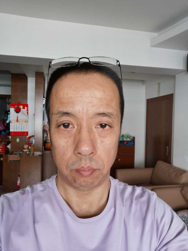 萨博的第一张照片--石狮征婚网