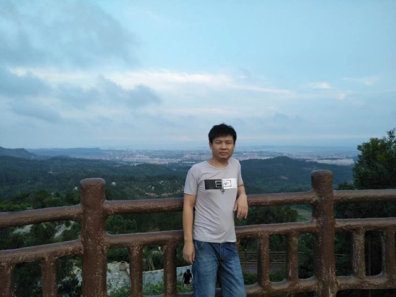 危建华的第二张照片--石狮征婚网