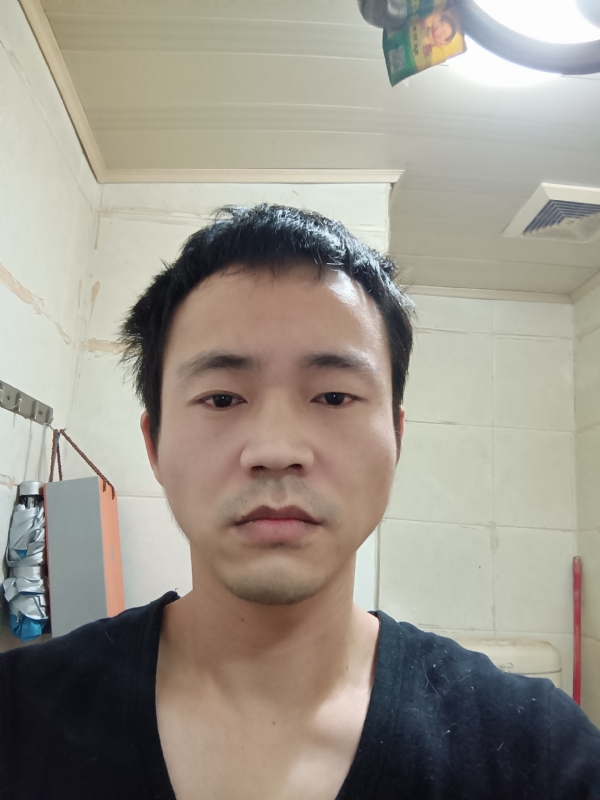 守望天空的第一张照片--石狮征婚网