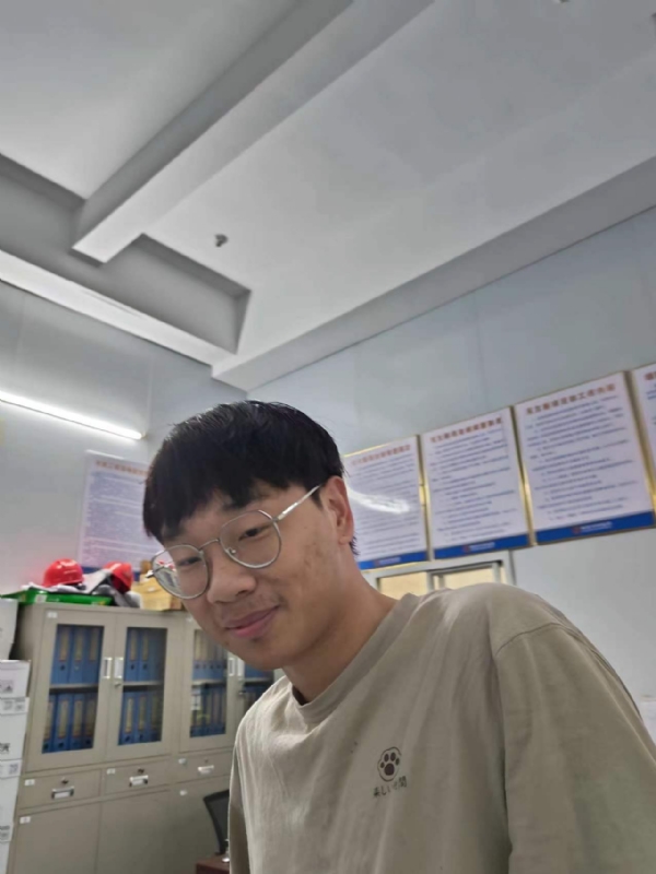 牛子弟的第一张照片--石狮征婚网