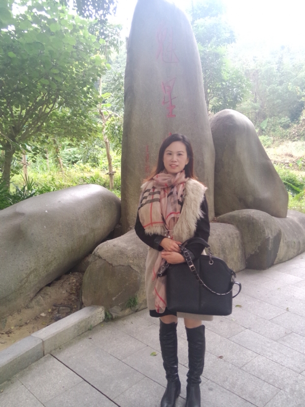 E欣的第一张照片--石狮征婚网