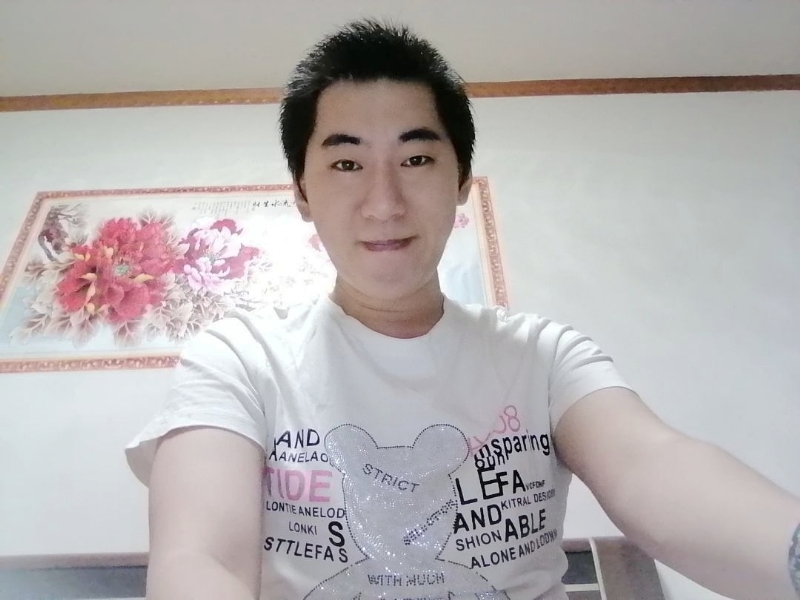 缘分天定的第一张照片--石狮征婚网