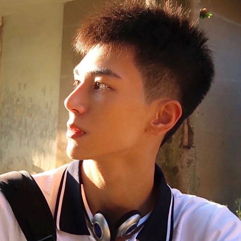 努力是一种态度的第一张照片--石狮征婚网