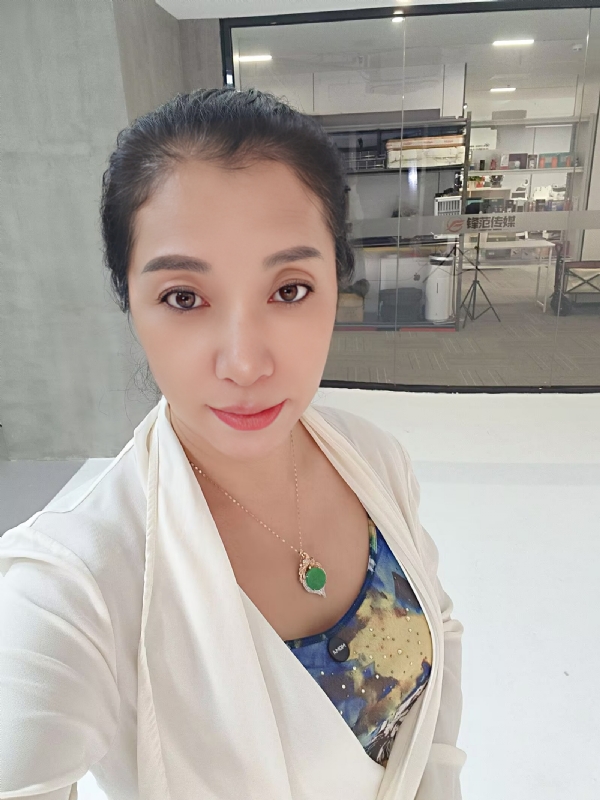 仝馨的第二张照片--石狮征婚网