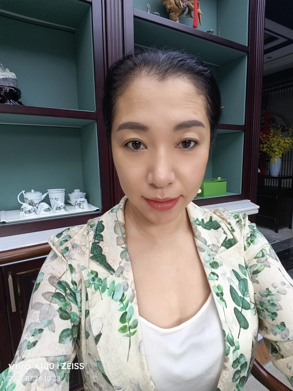 仝馨的第三张照片--石狮征婚网