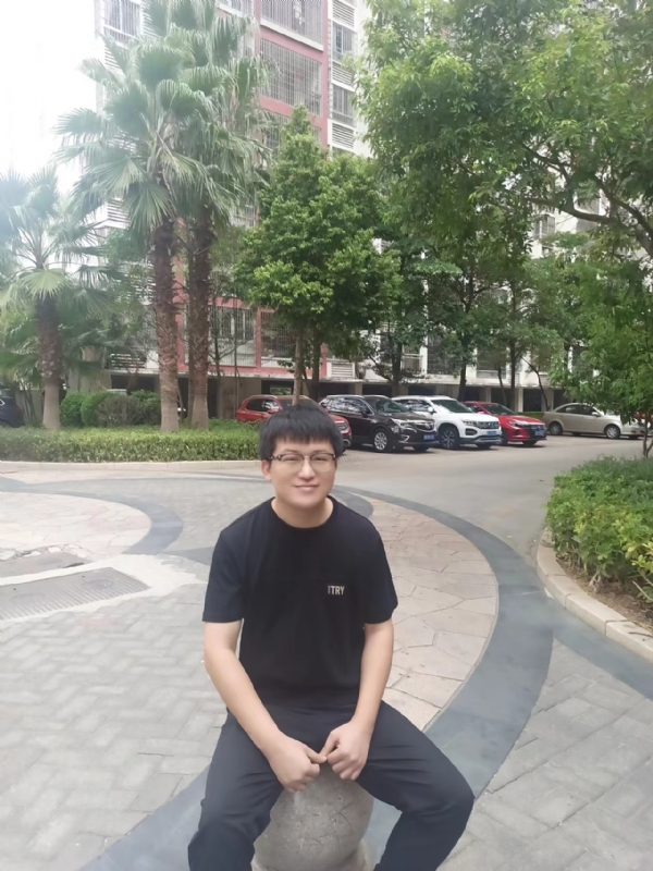 等闲的第三张照片--石狮征婚网