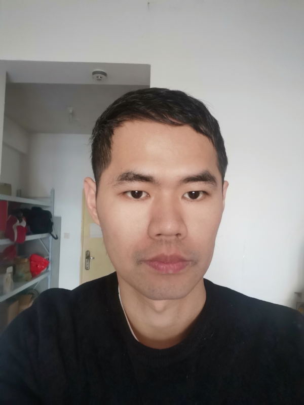 梦想在飞翔的第三张照片--石狮征婚网