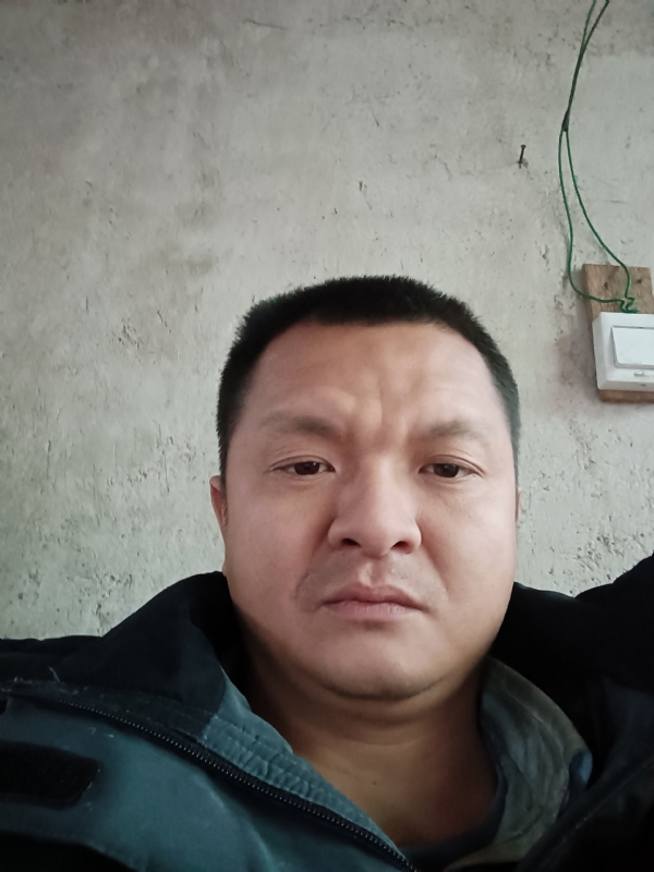 兰成龙的第二张照片--石狮征婚网