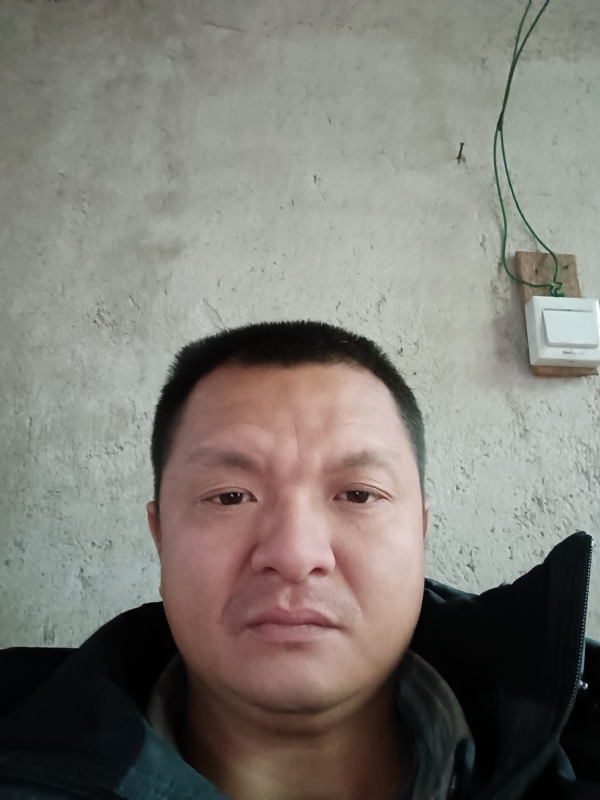 兰成龙的第三张照片--石狮征婚网