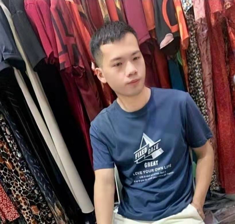 萃臻的第一张照片--石狮征婚网