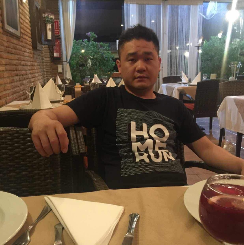 海外游子的第三张照片--石狮征婚网