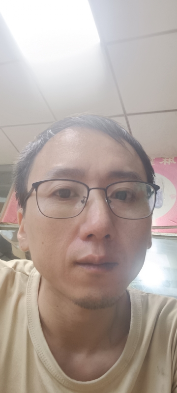 想胖的瘦子的第一张照片--石狮征婚网