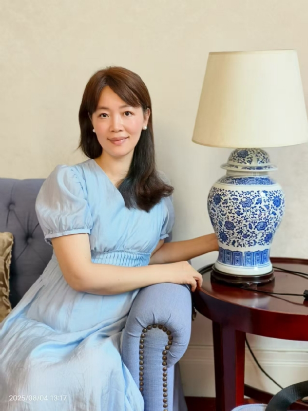 Q绮芳的第二张照片--石狮征婚网